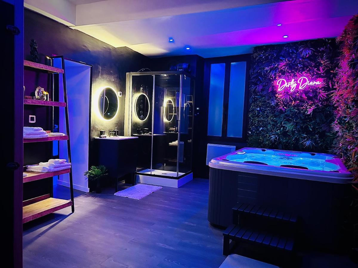 Love Room Suite Dirty Diana Обань Экстерьер фото