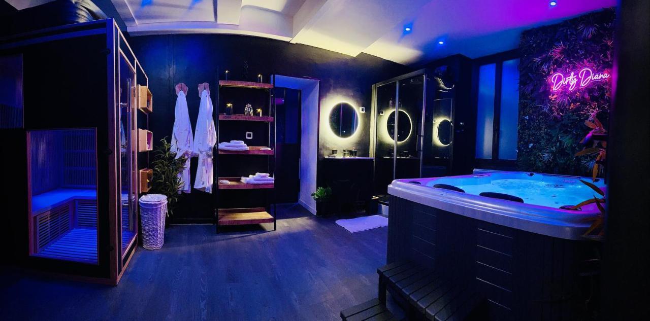 Love Room Suite Dirty Diana Обань Экстерьер фото